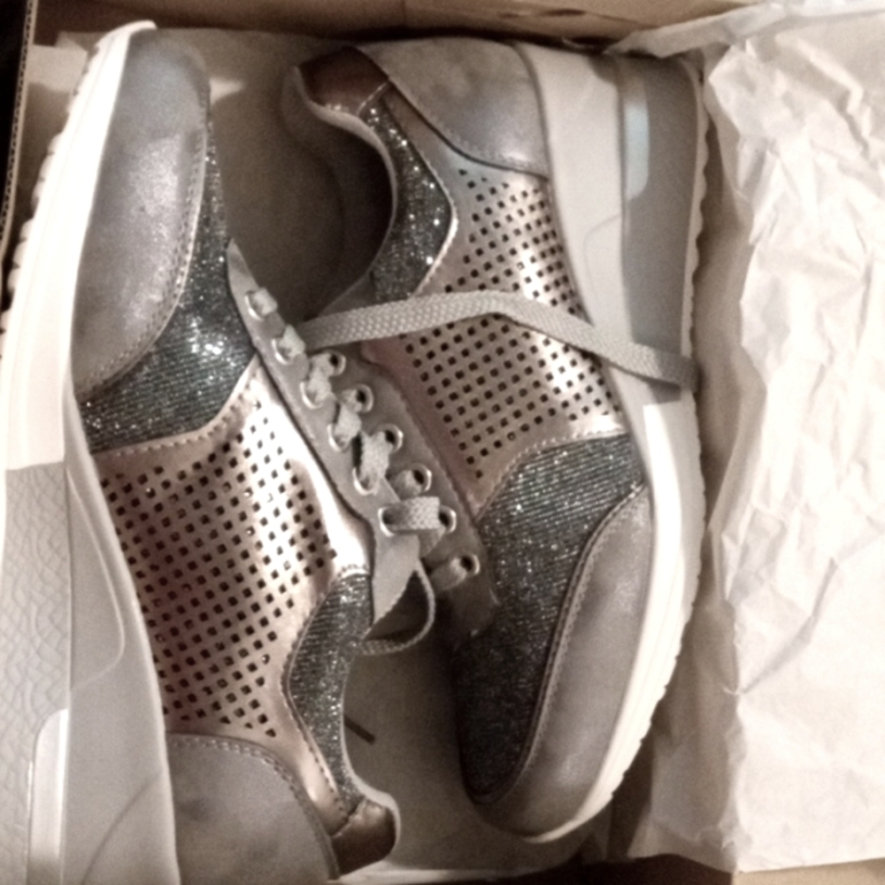 Wiscozzy shoes women's